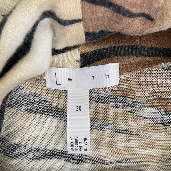 Leith Animal Print Pull over Crop Women Sweater - Picture 12 of 13